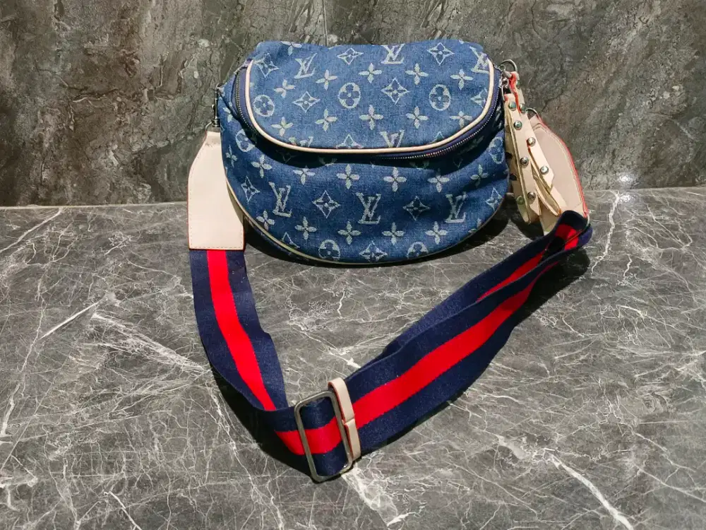 Tas slingbag LV Louis Vuitton denim vintage made in france uk 20x14x30