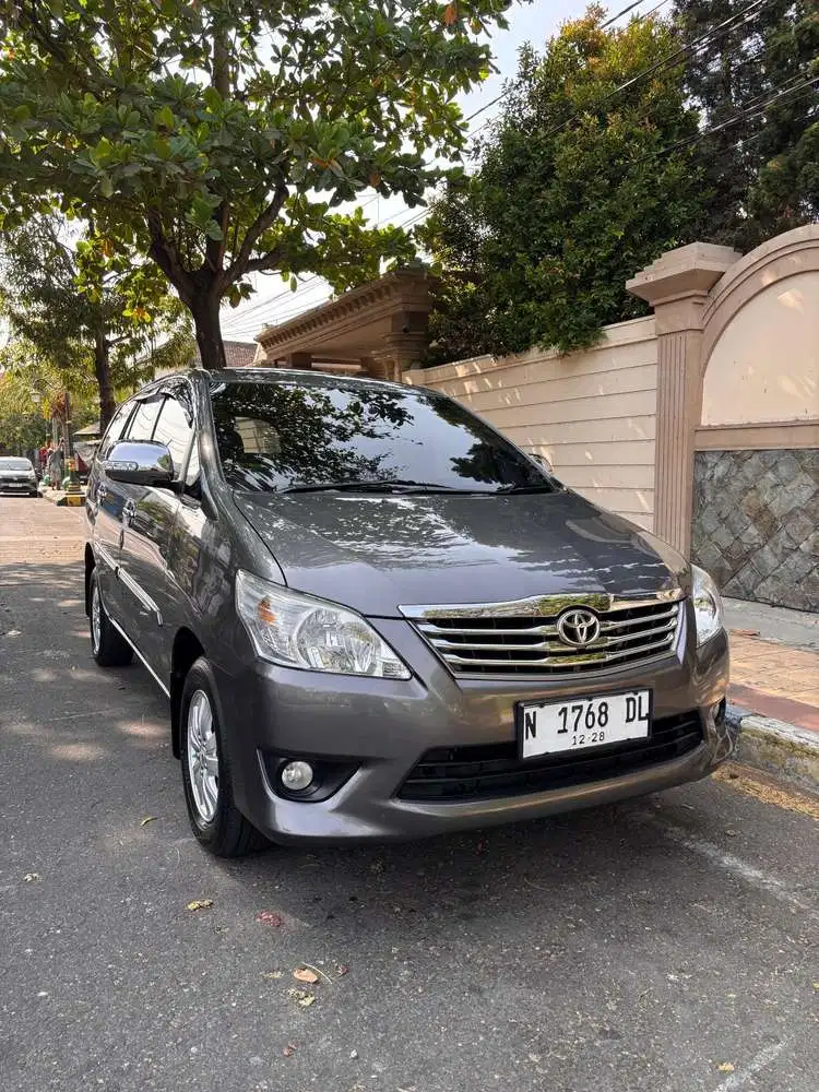 Toyota Kijang Innova 2012 Bensin