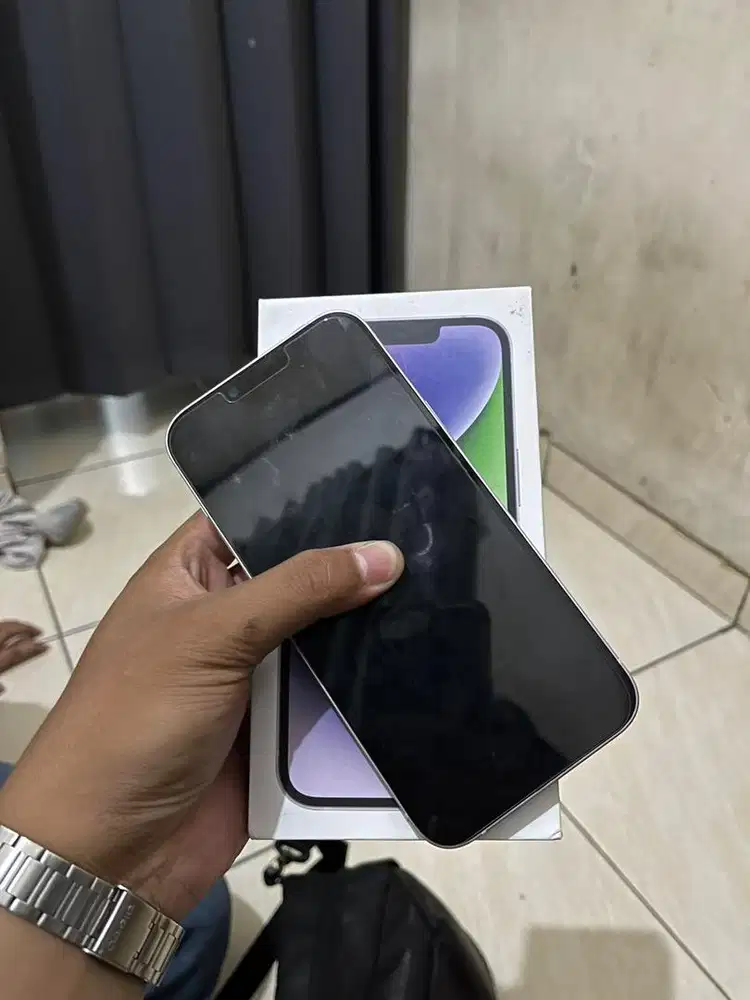 Edisi butuh uang