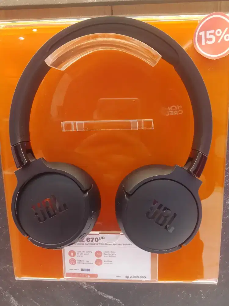 HEADPHONES TUNE 670