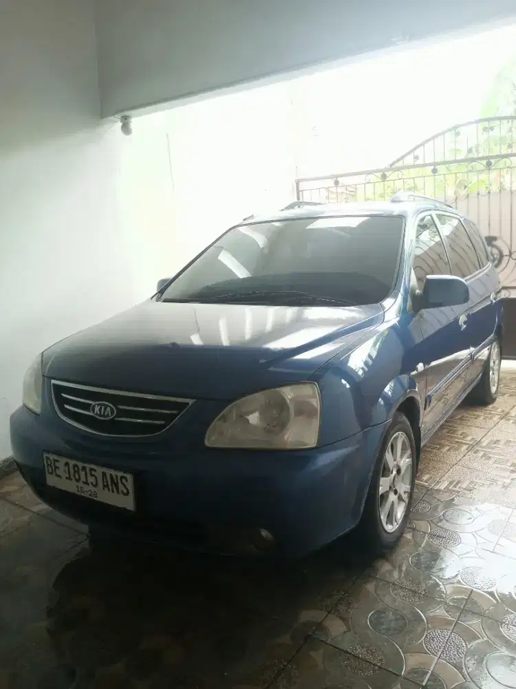 Kia Carens 2 Spesial edition/facelift