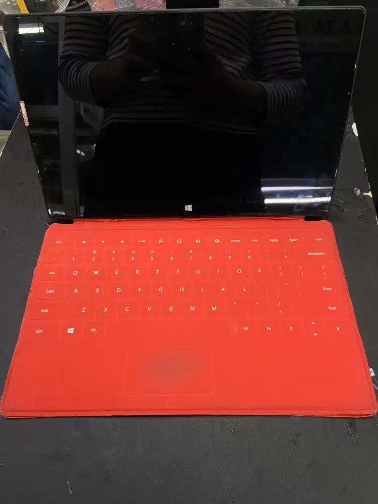 Microsoft surface 1516