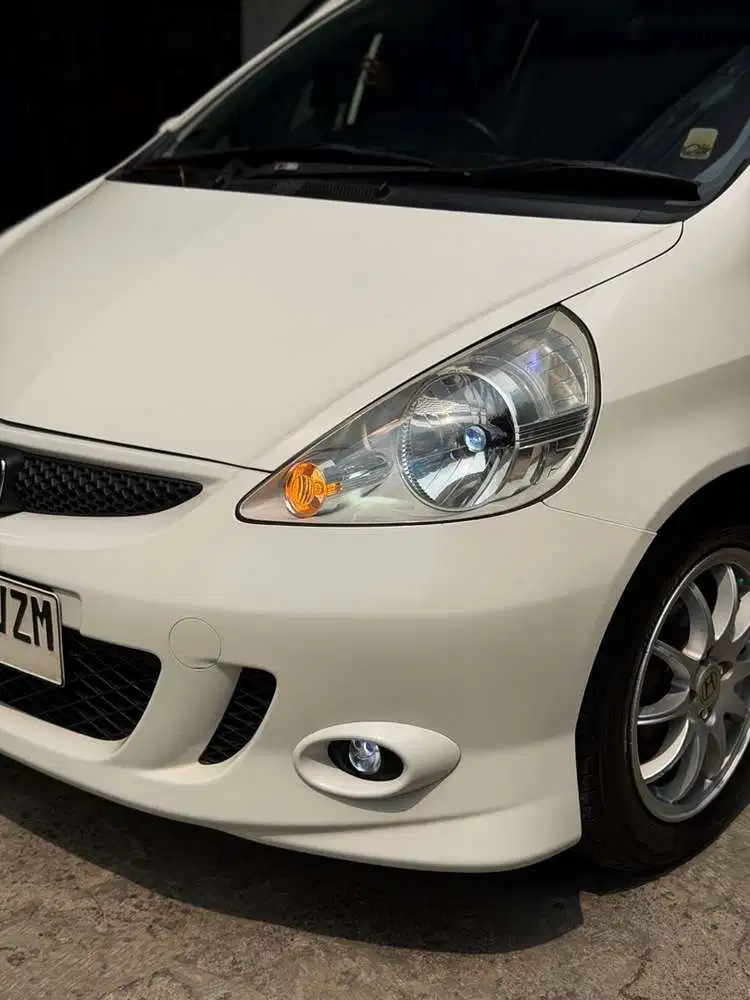 Honda Jazz VTEC MMC Top Grade AT 2008 Putih Mutiara