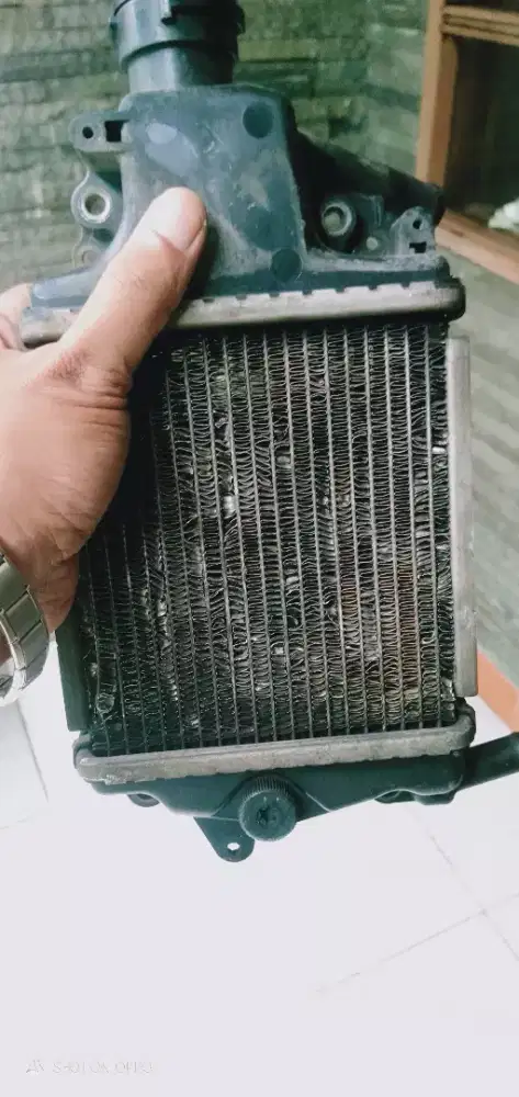 Radiator motor bisa vario