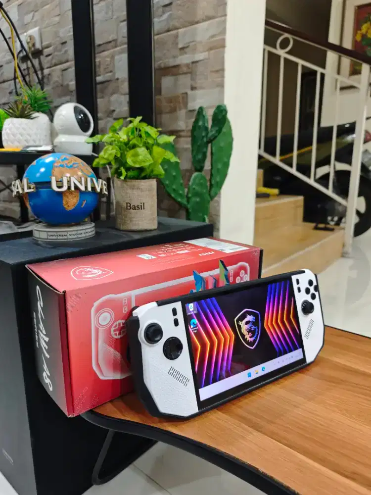 MSI Claw A8 Z2 Extreme Resmi Indonesia 24/1TB x rog msi