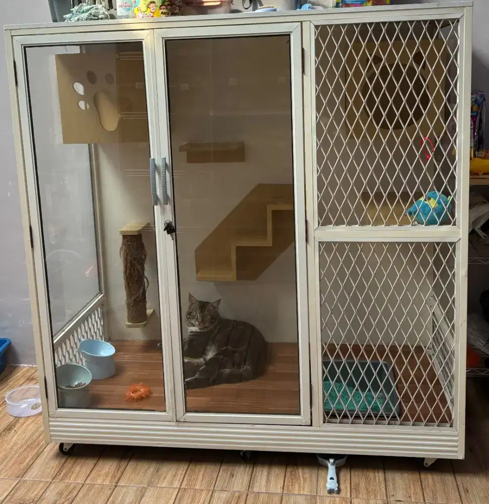 Kandang kucing ukuran besar kaca