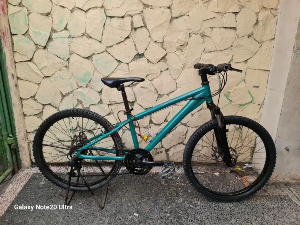 Jual butuh sepeda MTB Aloy UK 24 gigi 3x6 sepeda minus ban belakang