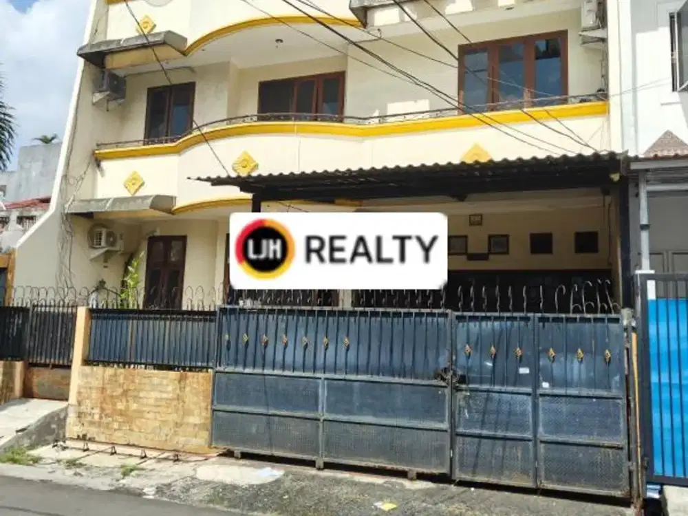 Rumah Lokasi Strategis di Tanjung Duren, Jakarta Barat