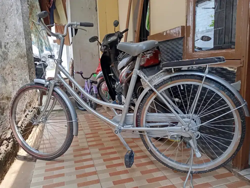 Sepeda merk jieyang UK 24