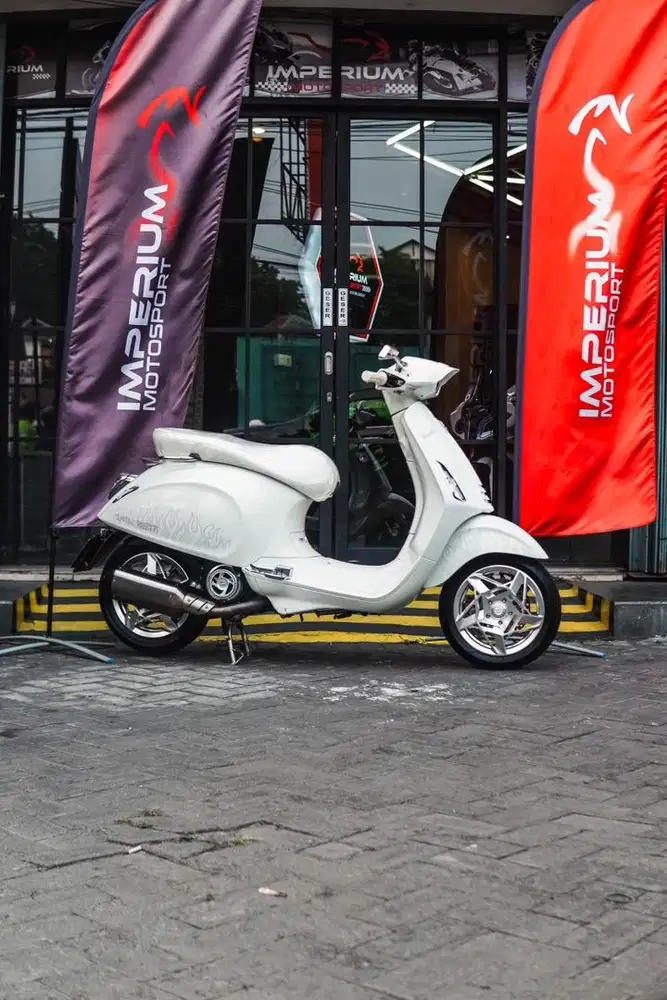 VESPA SPRINT 150 SE  JUSTIN BIEBER