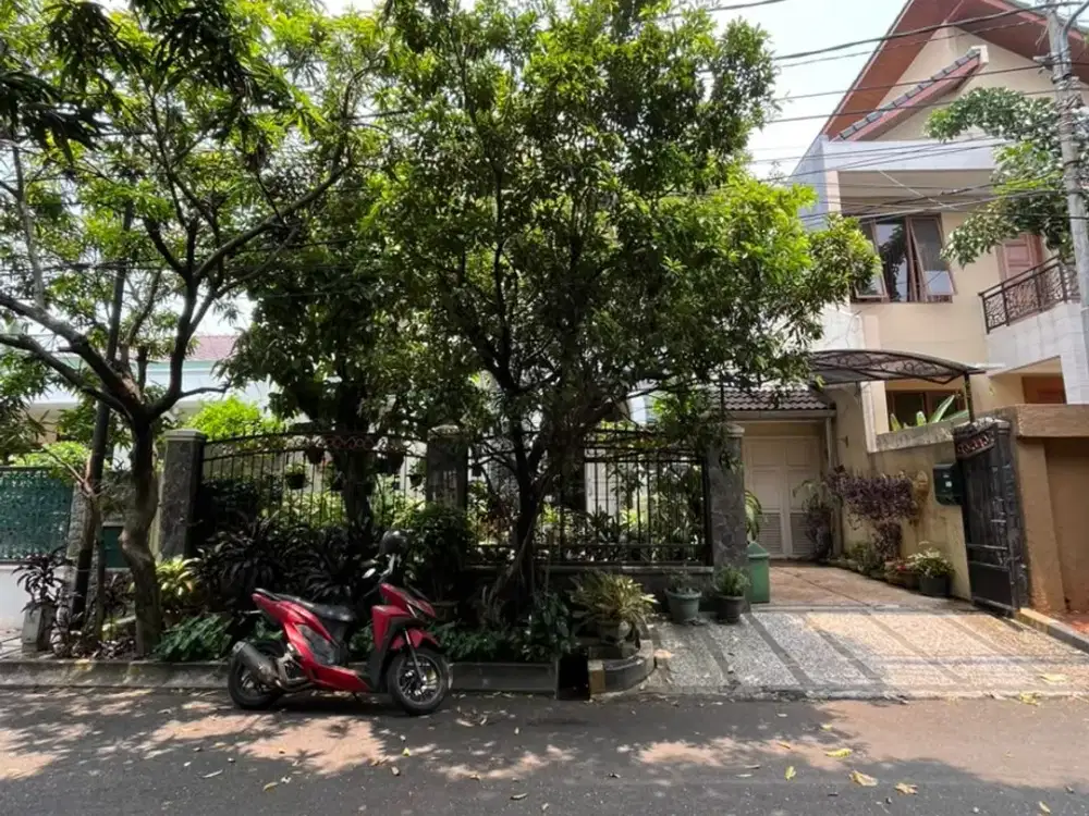 DIJUAL RUMAH JL GEDUNG HIJAU PONDOK INDAH JAKARTA SELATAN