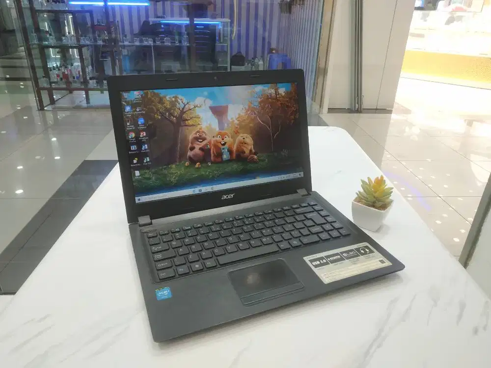 LAPTOP ACER ASPIRE Z1401 CELERON RAM 4GB HDD 500GB