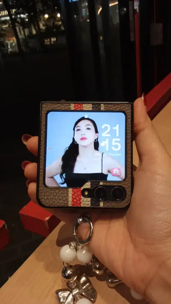Samsung Galaxy Z flip 5 512 GB