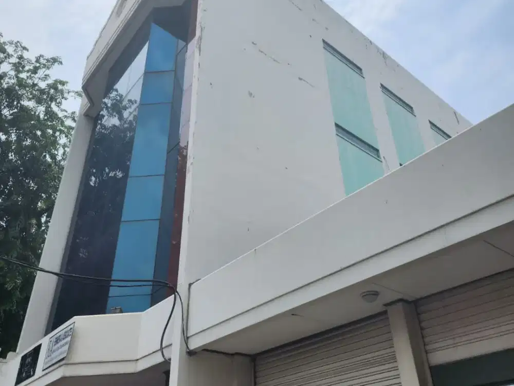 GEDUNG 2 MILYAR  DIBAWAH NJOP TERMURAH DI CIDENG