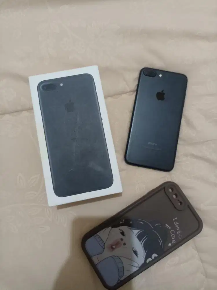 IPHONE 7+ second