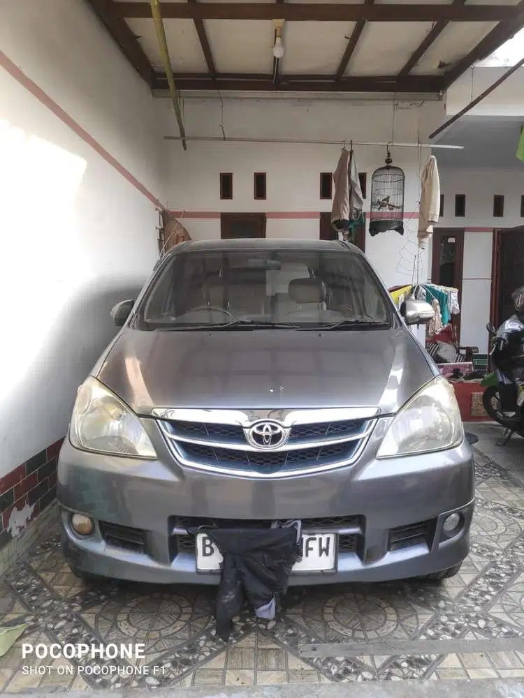 Toyota Avanza 2010 Bensin