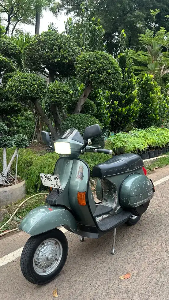 Vespa excel original hijau metalik