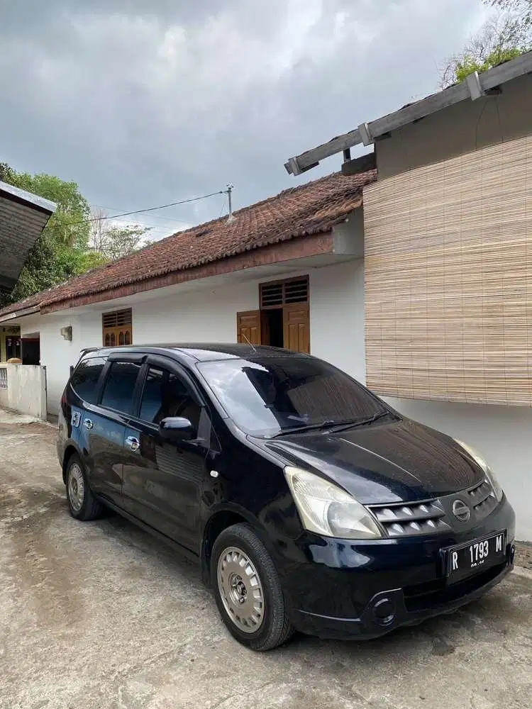Nissan Livina 2008 Bensin