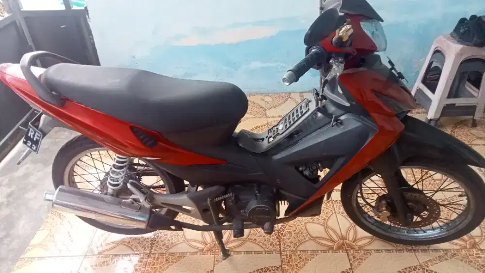 Revo 2008 plat W Sidoarjo SS komplit Off