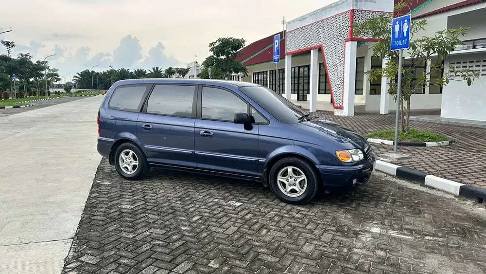 Hyundai Trajet 2001 Bensin