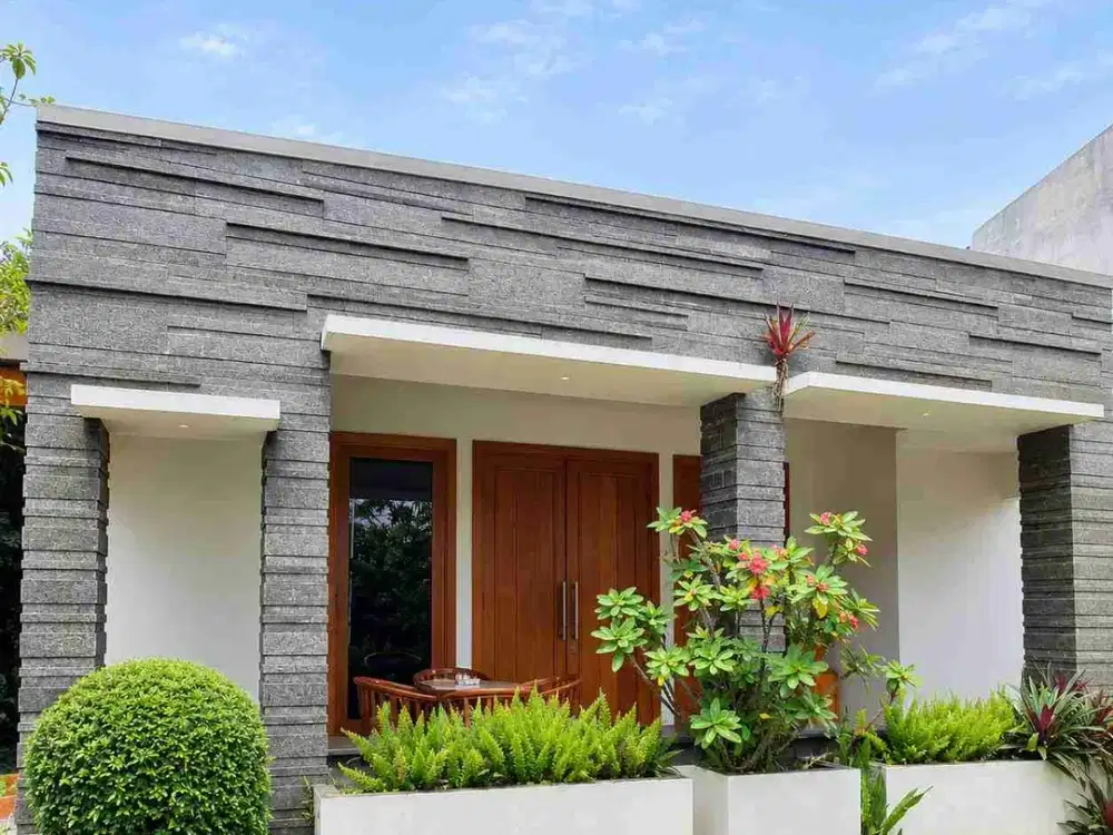 DIJUAL – Rumah LT 960 m², Parkir 10 Mobil, Cocok Usaha di Arcamanik Bandung