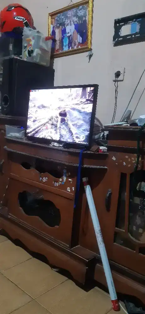 Tv shrap 24 inchi analog