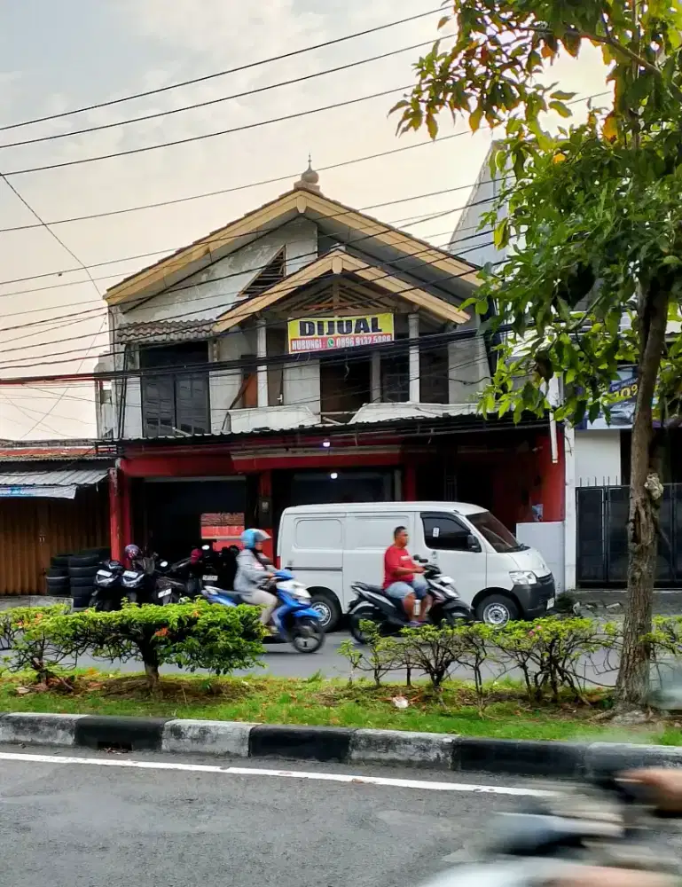 Rumah strategis dekat Kampus Poltekkes Gizi & STIE BPD   UP GRIS