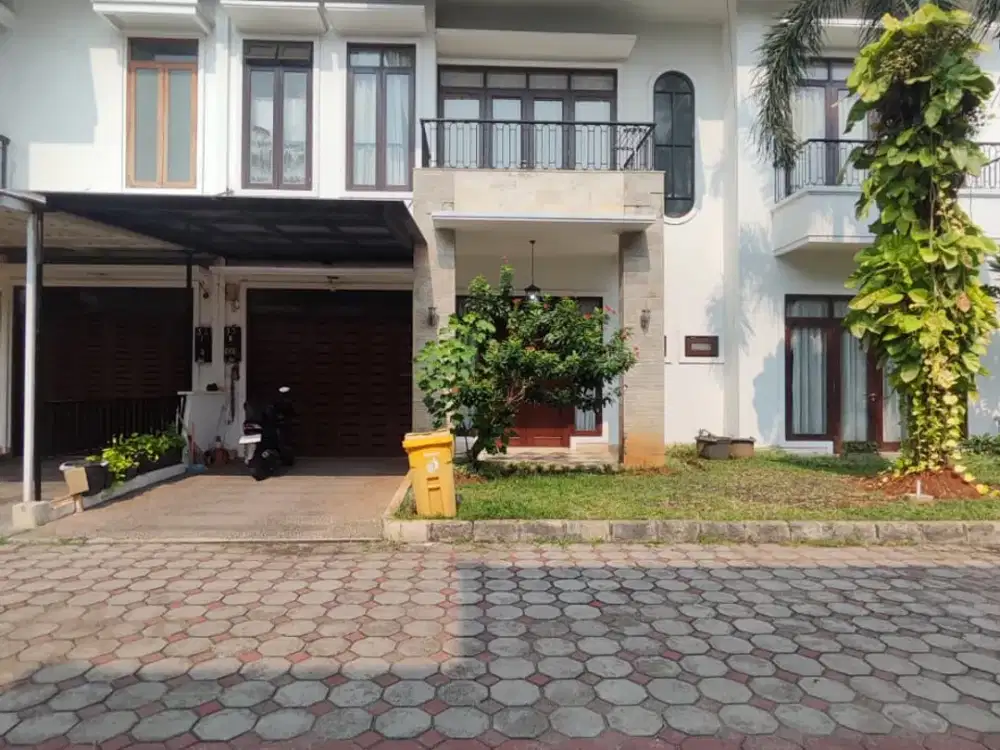 DISEWAKAN RUMAH SIAP HUNI DALAM KOMPLEKS DI DUREN TIGA JAKARTA SELATAN.