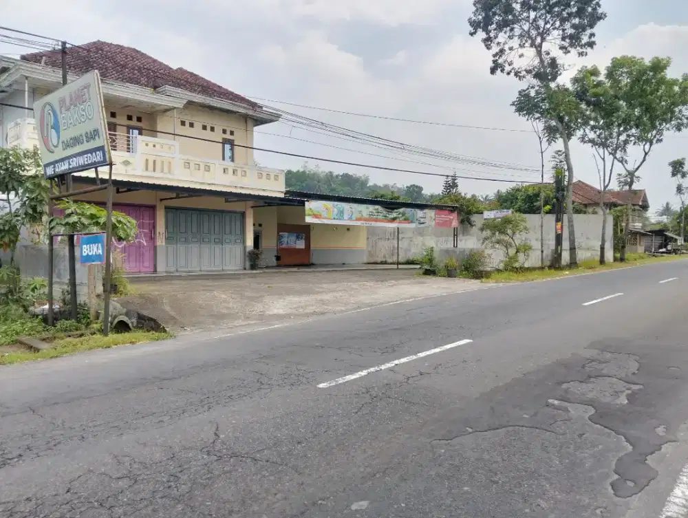 Jual Bangunan rumah tinggal dan ruko Strategis buat usaha