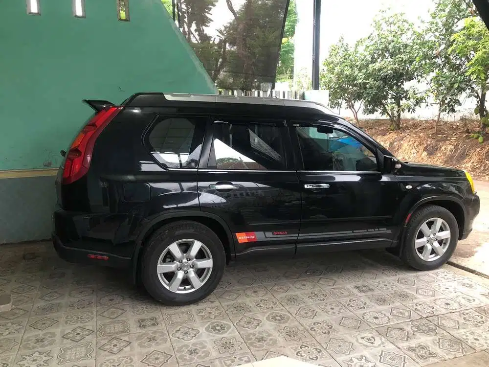 Nissan X-Trail 2009 Bensin