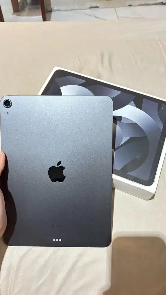 Dijual Apple iPad Air M1 64gb