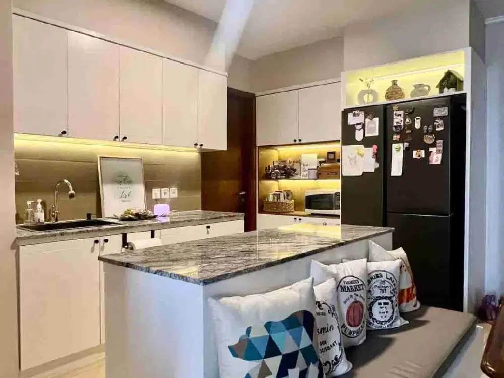 Dijual Apartemen Paladian Park, tower G, luas 128 m2