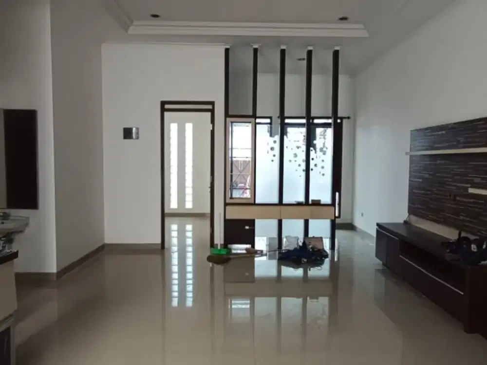 disewakan rumah minimalis bagus Singgasana Bandung