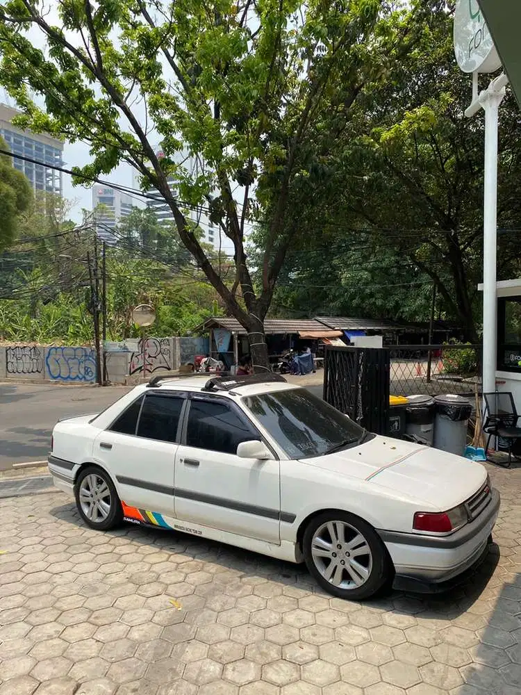 Mazda 323 1991 Bensin