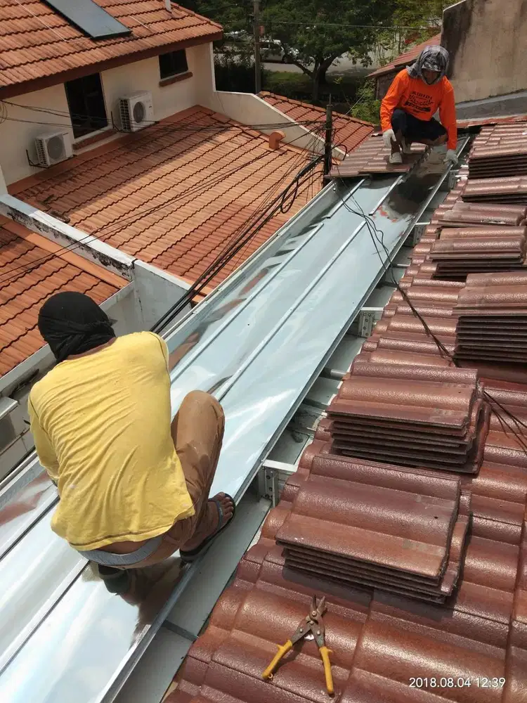 Jasa Perbaikan Bocoran Genteng Bandung