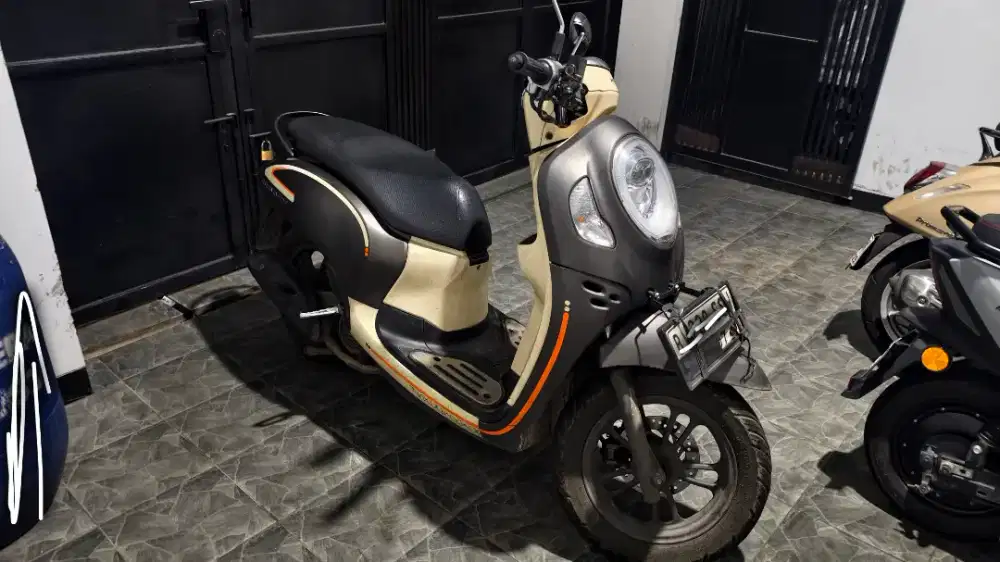 Motor Bekas Scoopy Tahun 2023
