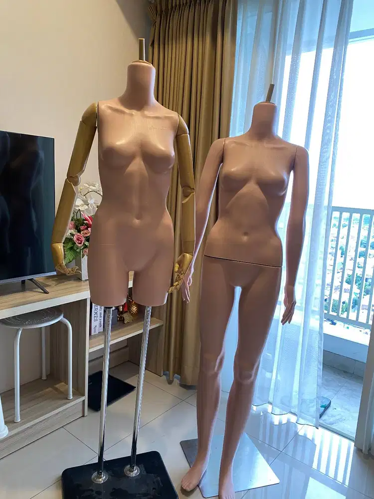 Dijual Patung Baju full body 2 set