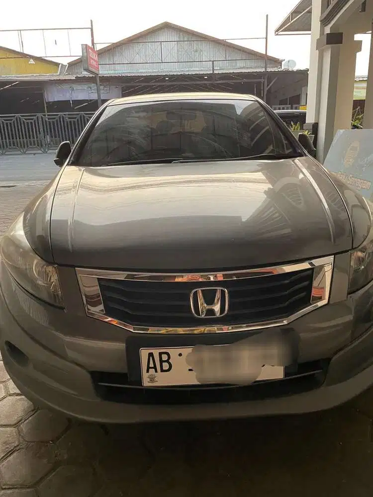 Honda Accord 2010 Bensin