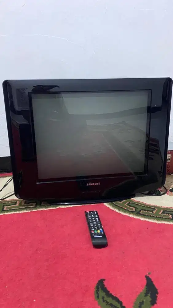 TV Samsung Slim