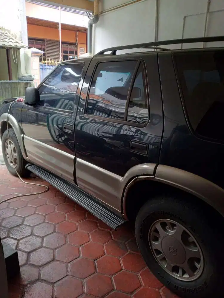 Opel Blazer 2001 Bensin