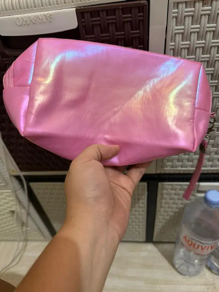Pouch make up bagus