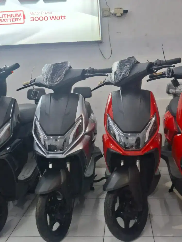SEPEDA LISTRIK UWINFLY D66A