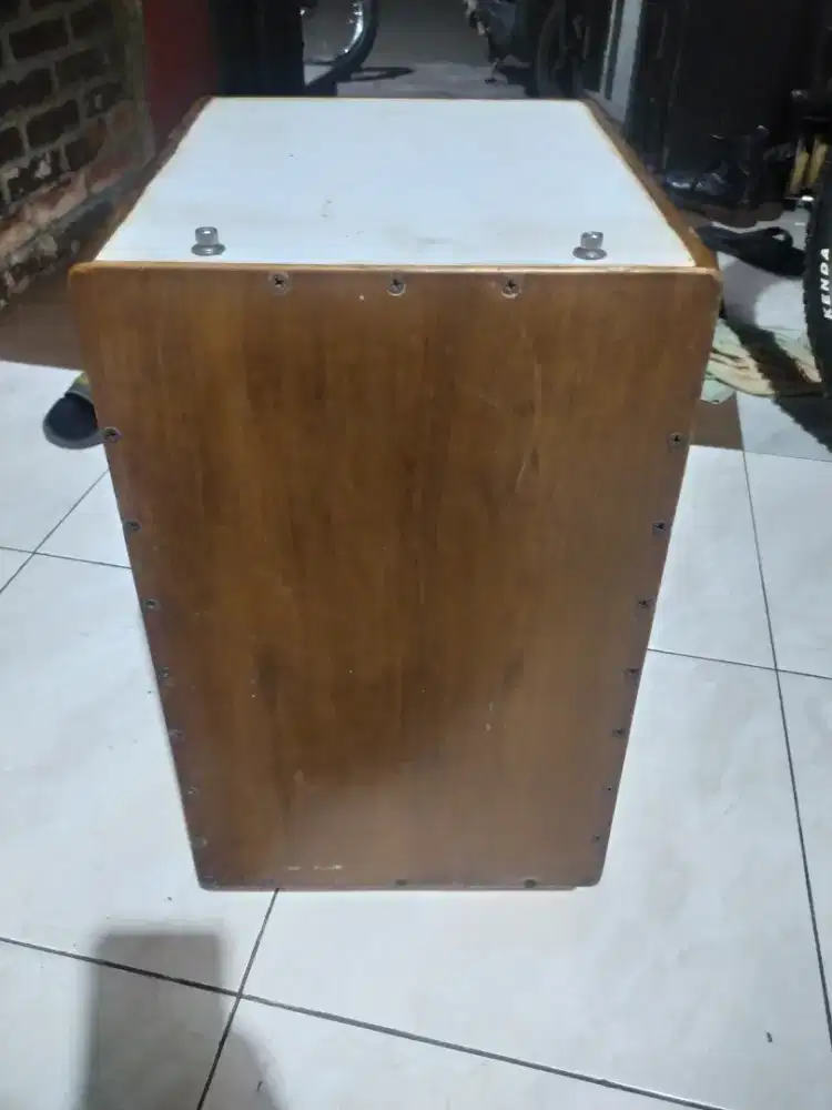 Cajon custom bikinan sendiri