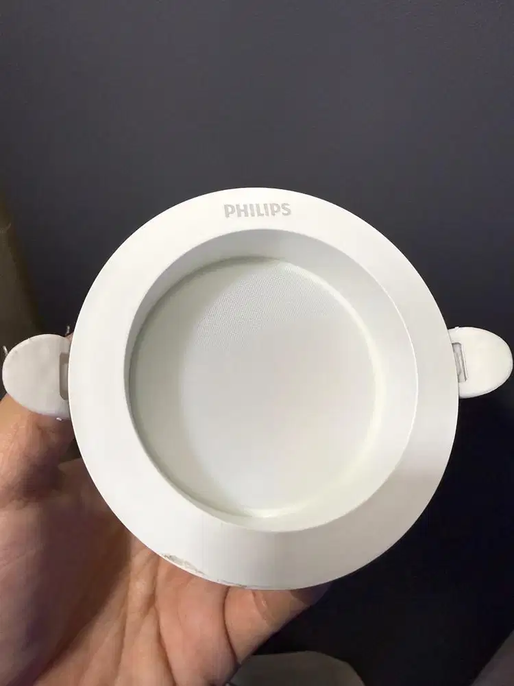 Lampu philips led downlight 4000k 5.5watt
