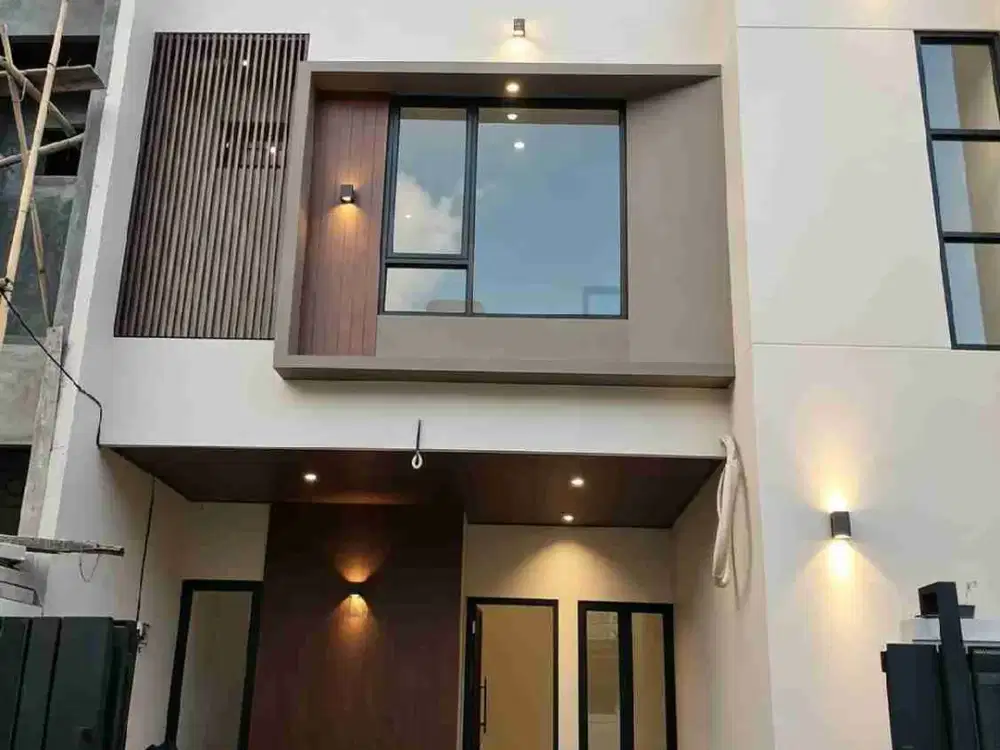 RUMAH BARU TENANG SEPI KOMPLEK RAWAMANGUN