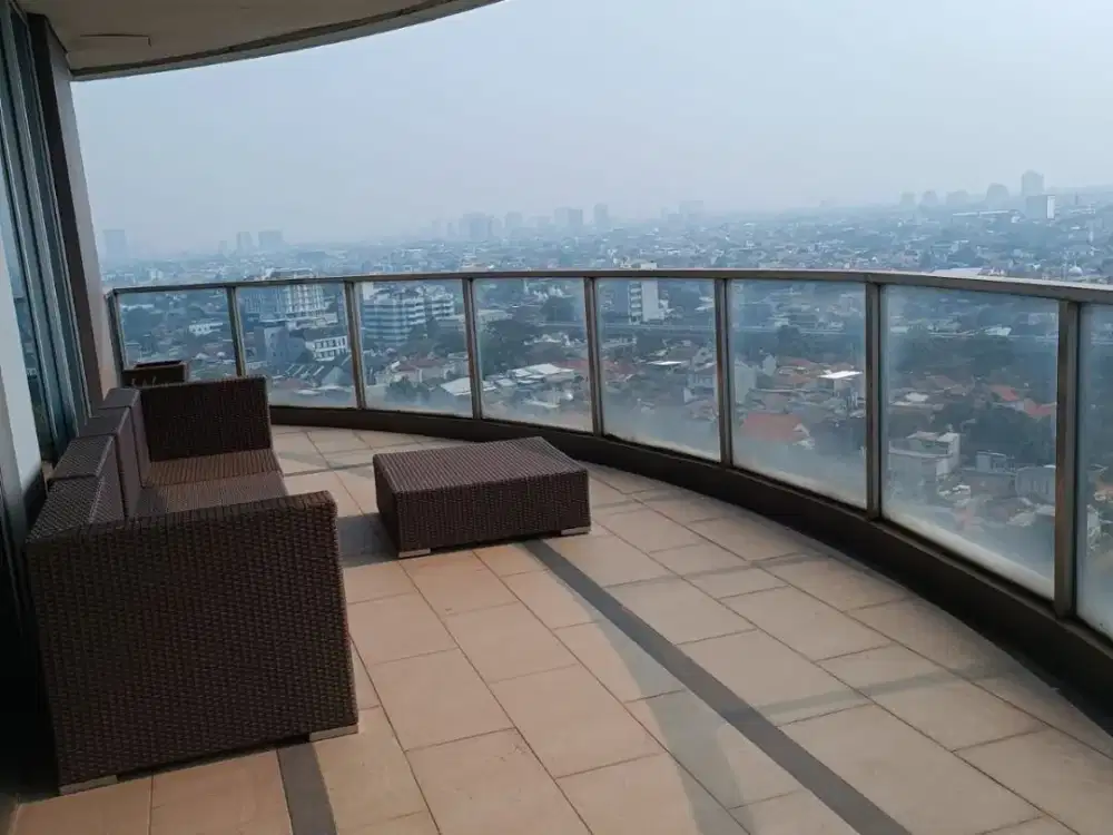 FOR RENT Apartment Kemang Village Residence The Ritz 4BR 205sqm Private Lift - Furnished Close to Lippo Mall Kemang Mampang Bangka Antasari Kebayoran