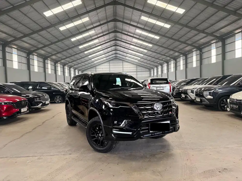 Toyota Fortuner 2.8 GR Sport 2022 / 2023 AT Matic, Sangat terawat