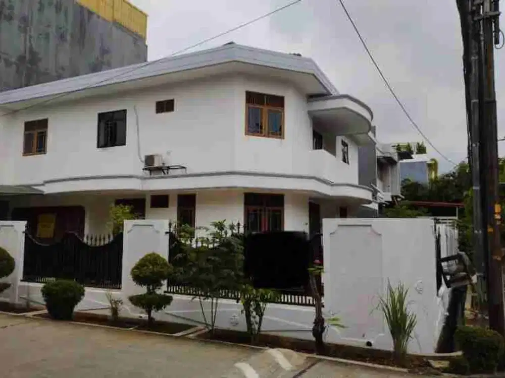 Rumah Megah Posisi Hook Harga di Bawah Pasar bebas banjir Strategis di pondok gading utama pegangsaan dia Kelapa Gading jakarta utara