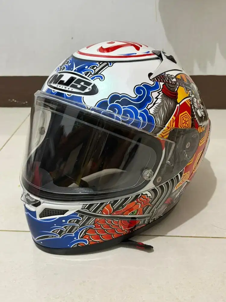Helm NJS Bushido Fiberglass Ringan Size L tanpa busa pipi
