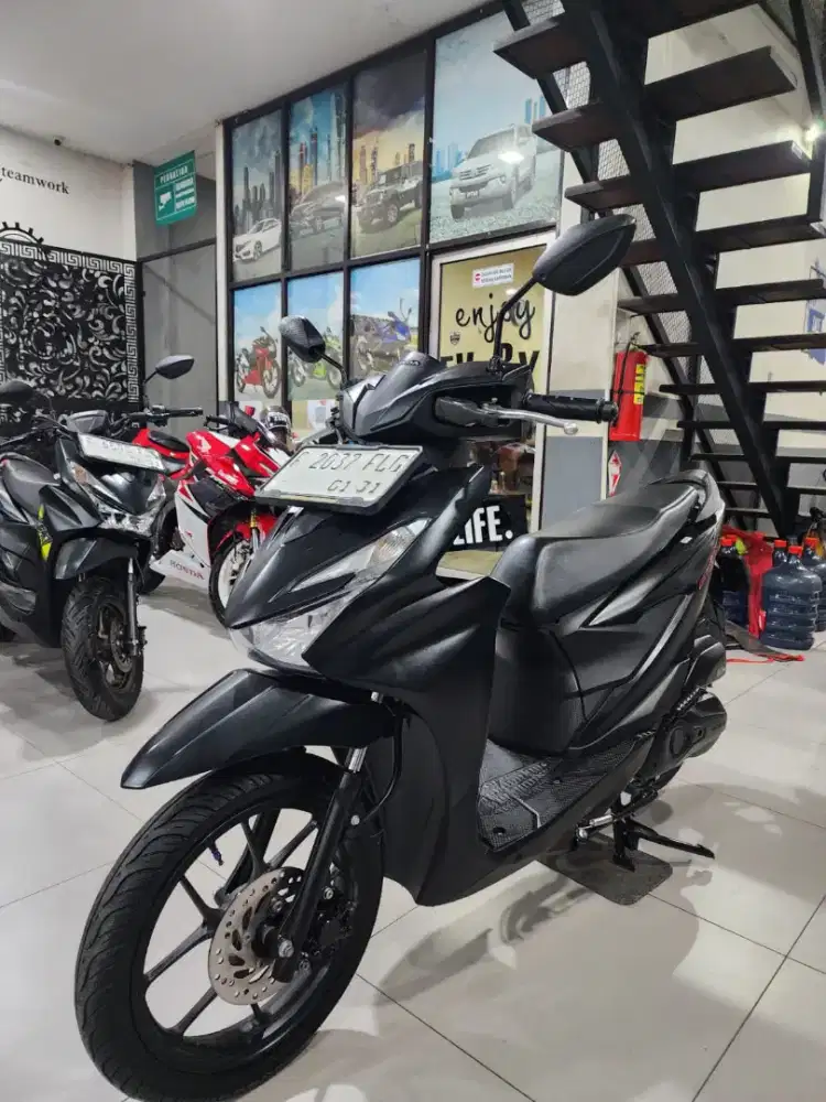 HONDA BEAT DLX SMARTKEY KM LOW BARANG ANTIK NYARIS SEPERTI BARU